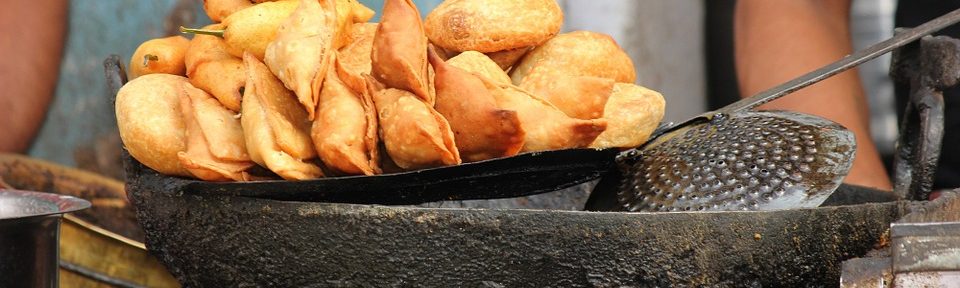 A Comprehensive Guide to Street Food in Colombo