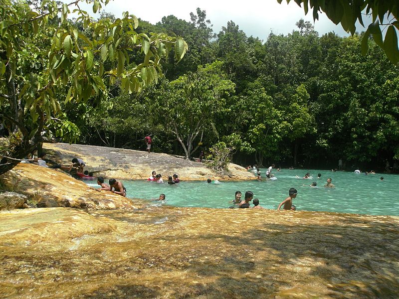 Visiting the Emerald Pool in Krabi – A Mesmerising Natural Attraction