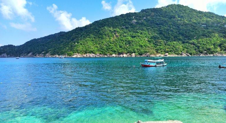 Snorkelling in Thailand – Dive deep and be awed