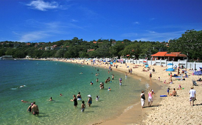 4 Most Beautiful Beaches in Sydney – Relax or Take a Dip in a World of Aquatic Adventures