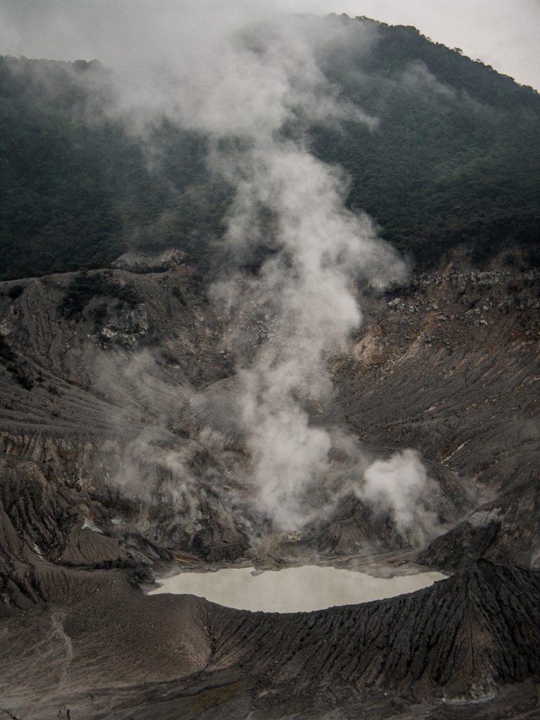 Tangkuban Perahu