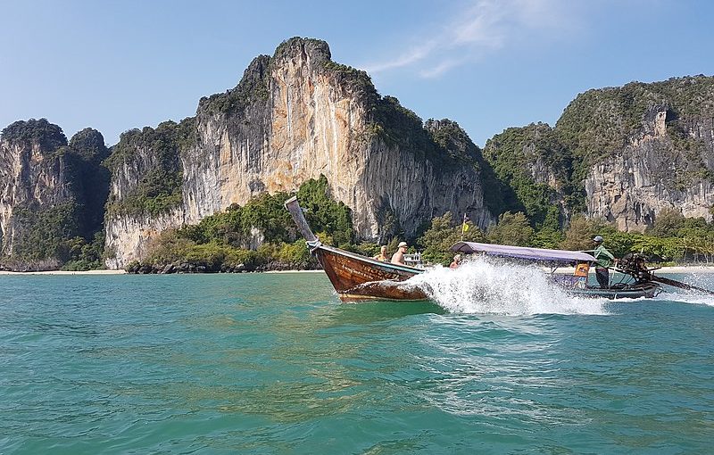 The Best Beaches in Krabi You Don’t Want to Miss – Sun-Soaked Fun & Adventure