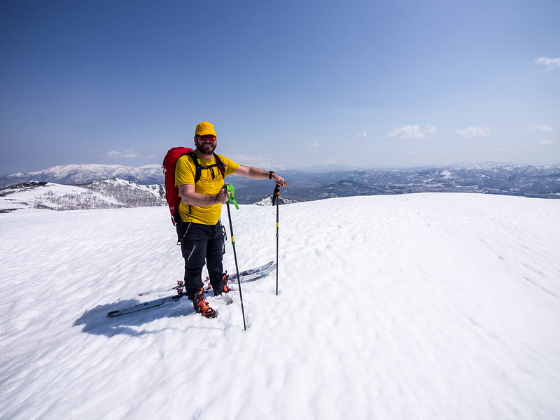 Niseko skiing